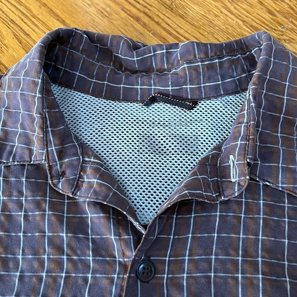 Columbia brown checked long sleeve men’s shirt.  Button front.  Size Large. - Picture 3 of 9
